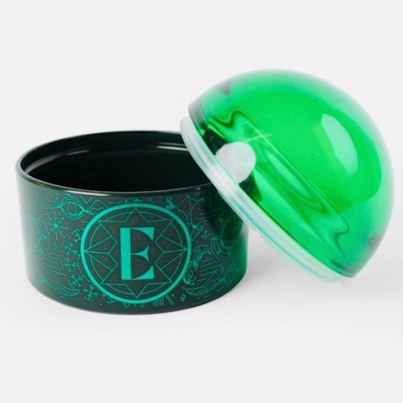 NWT Target Bullseye Playground Wicked Green Elphaba Witch Glass Container - Picture 3 of 5